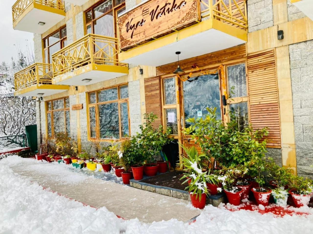 Hotel Vyas Vatika Manāli Exterior foto