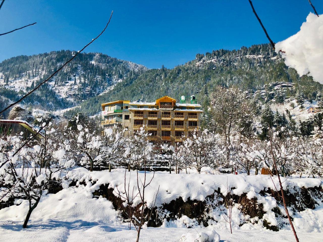 Hotel Vyas Vatika Manāli Exterior foto